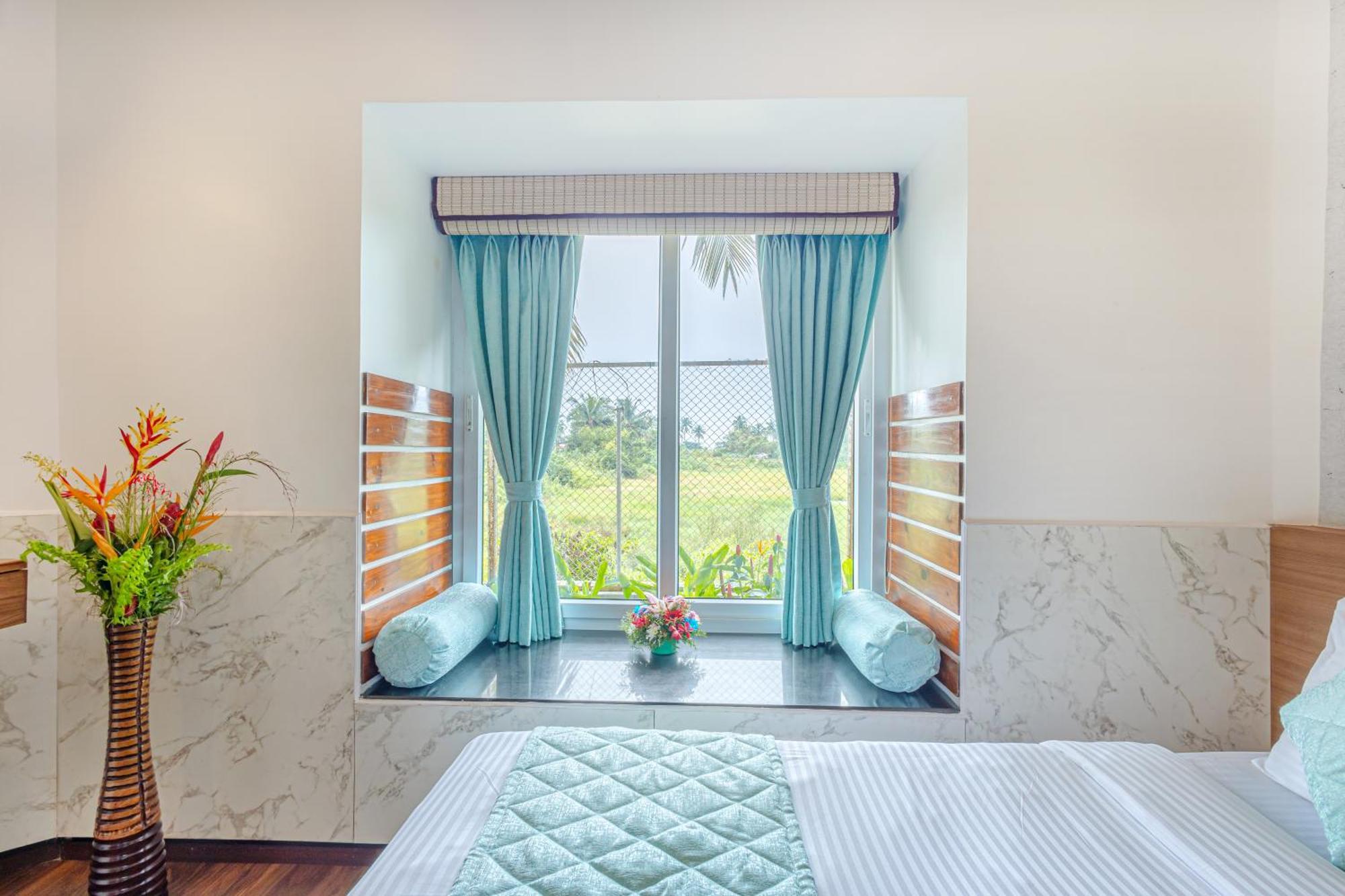 Salcete Beach Resort Colva Exterior foto