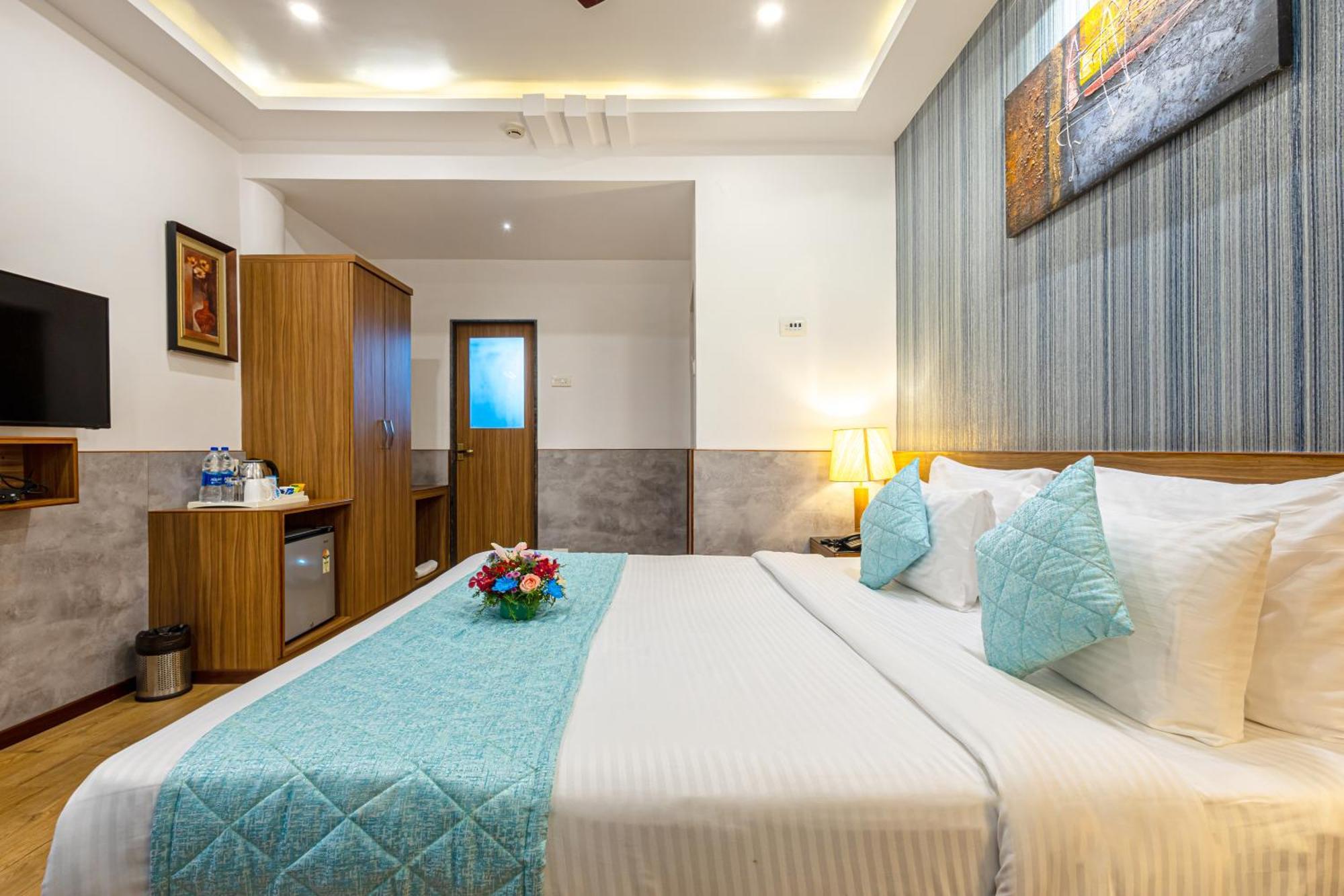 Salcete Beach Resort Colva Exterior foto