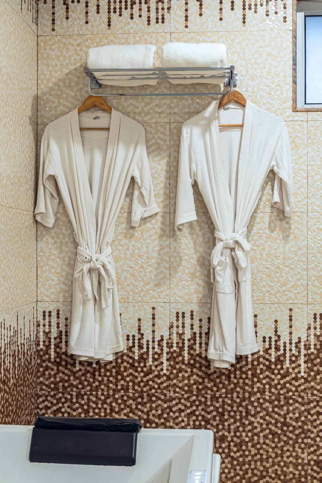 Salcete Beach Resort Colva Exterior foto