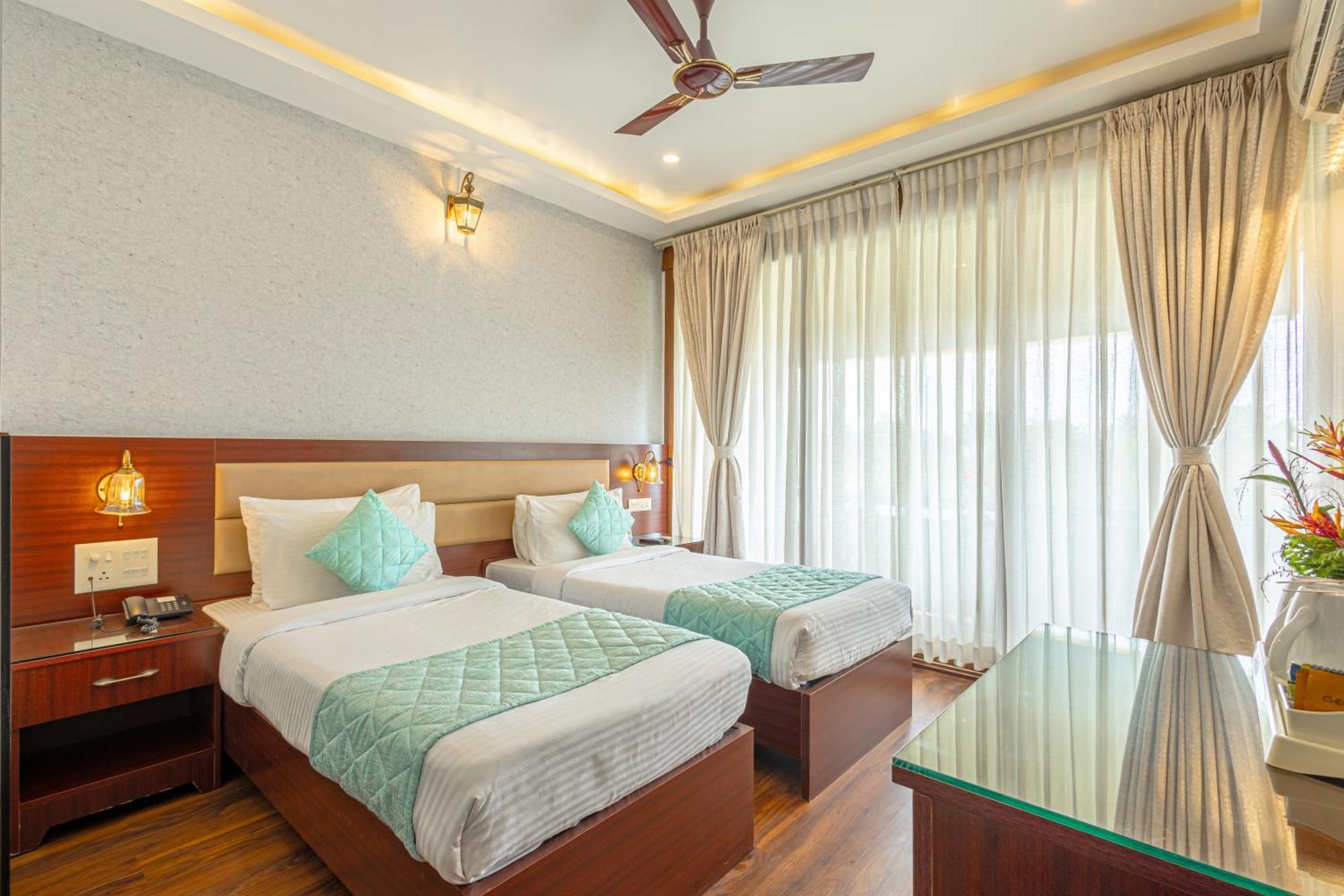Salcete Beach Resort Colva Exterior foto
